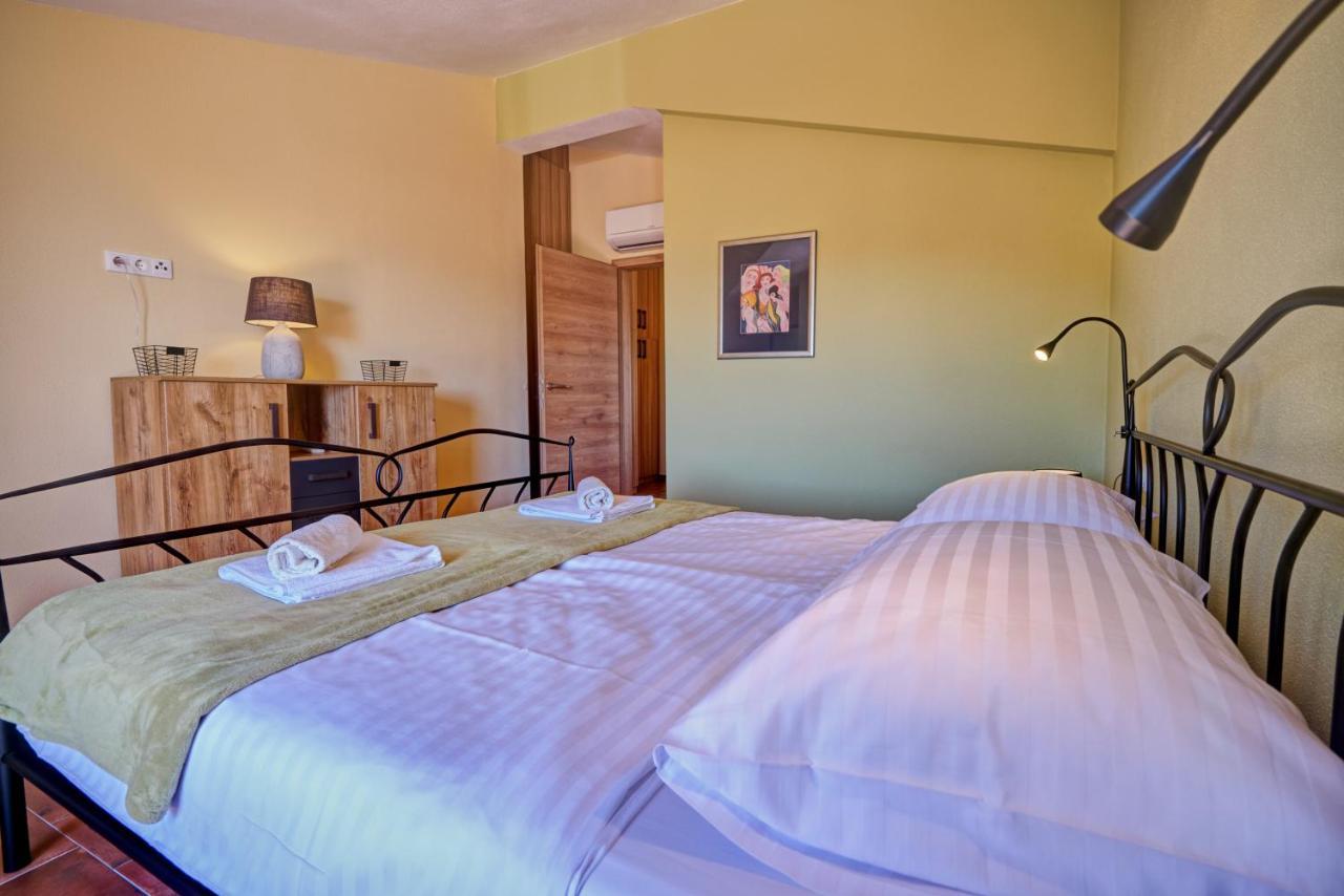Anovi Holiday Homes By Litto Trogir Kültér fotó