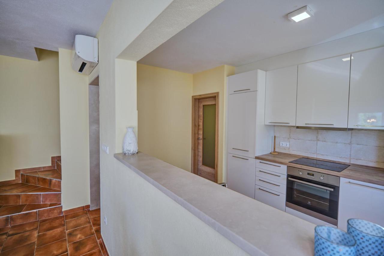 Anovi Holiday Homes By Litto Trogir Kültér fotó