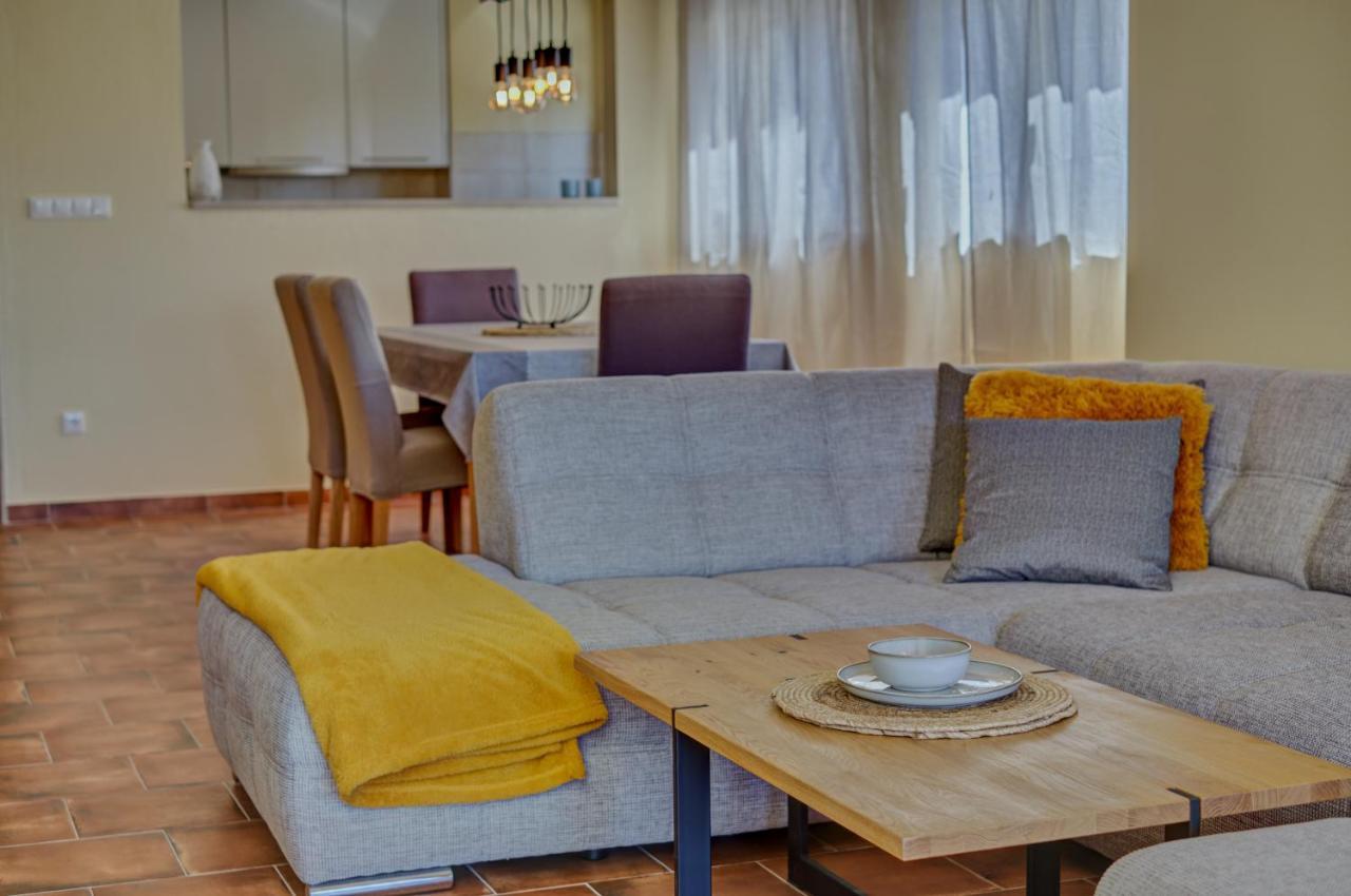 Anovi Holiday Homes By Litto Trogir Kültér fotó