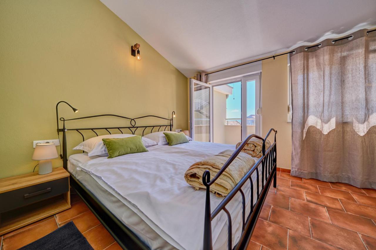 Anovi Holiday Homes By Litto Trogir Kültér fotó